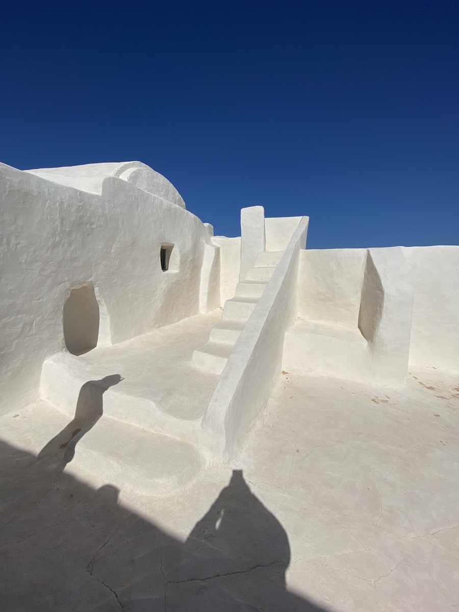 Les ombres sur la mosquée